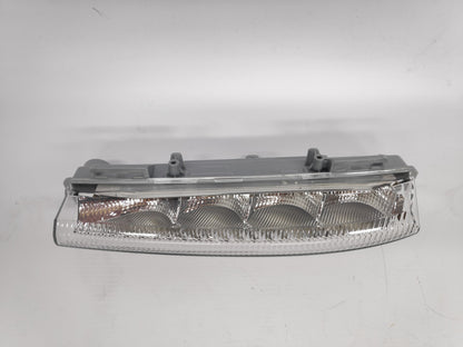 Pisca Esquerdo Luz Diurna e Led Mercedes W204 W207 W212 09-14