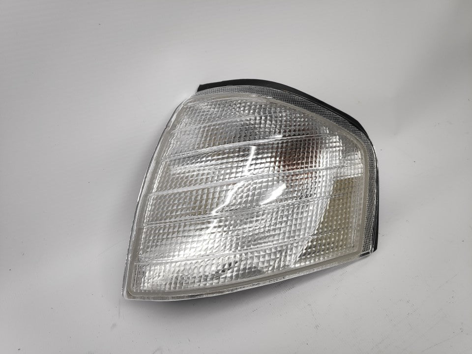 Pisca Esquerdo Mercedes W202 C Class 93-00