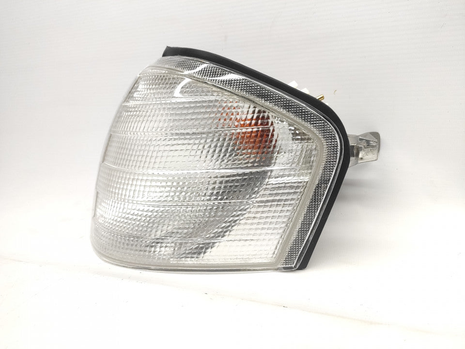 Pisca Esquerdo Mercedes W202 C Class 93-00