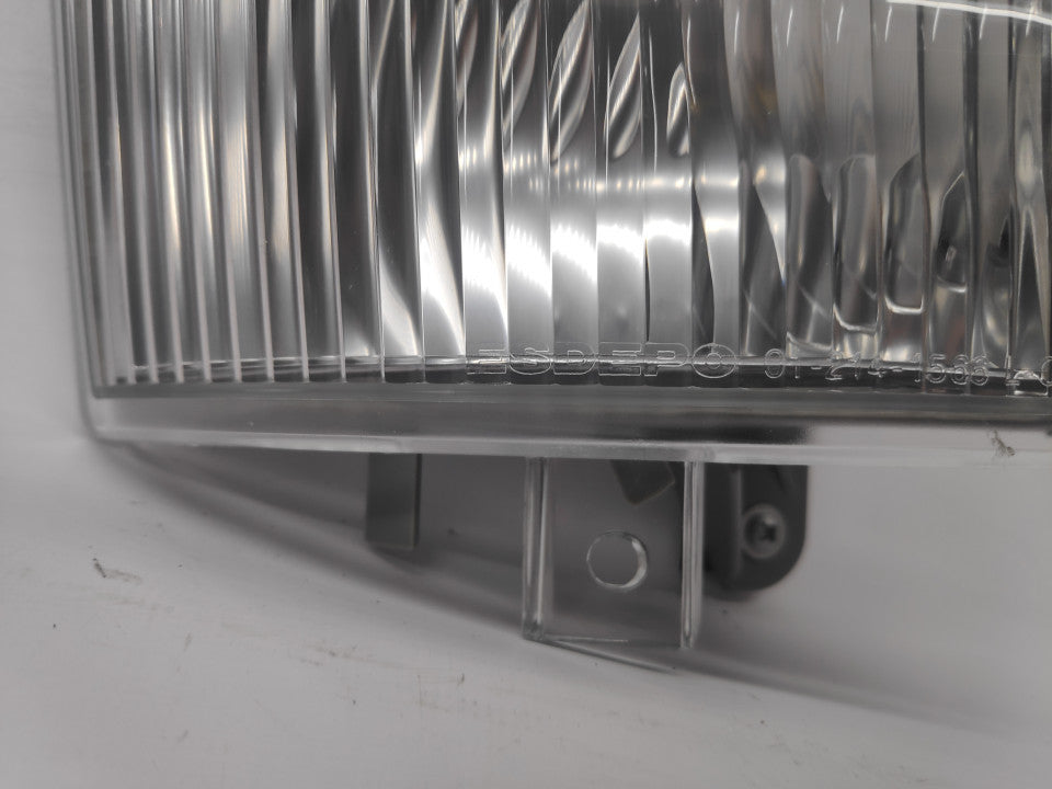 Pisca Esquerdo Mitsubishi Canter Fuso 05-