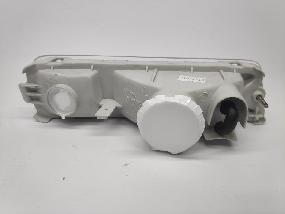 Pisca Esquerdo Mitsubishi L200 K74 96-06