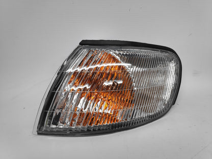 Pisca Esquerdo Nissan Almera N15 98-00