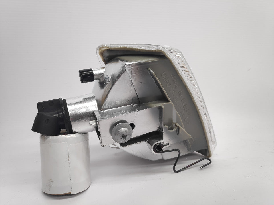 Pisca Esquerdo Peugeot 205 83-98
