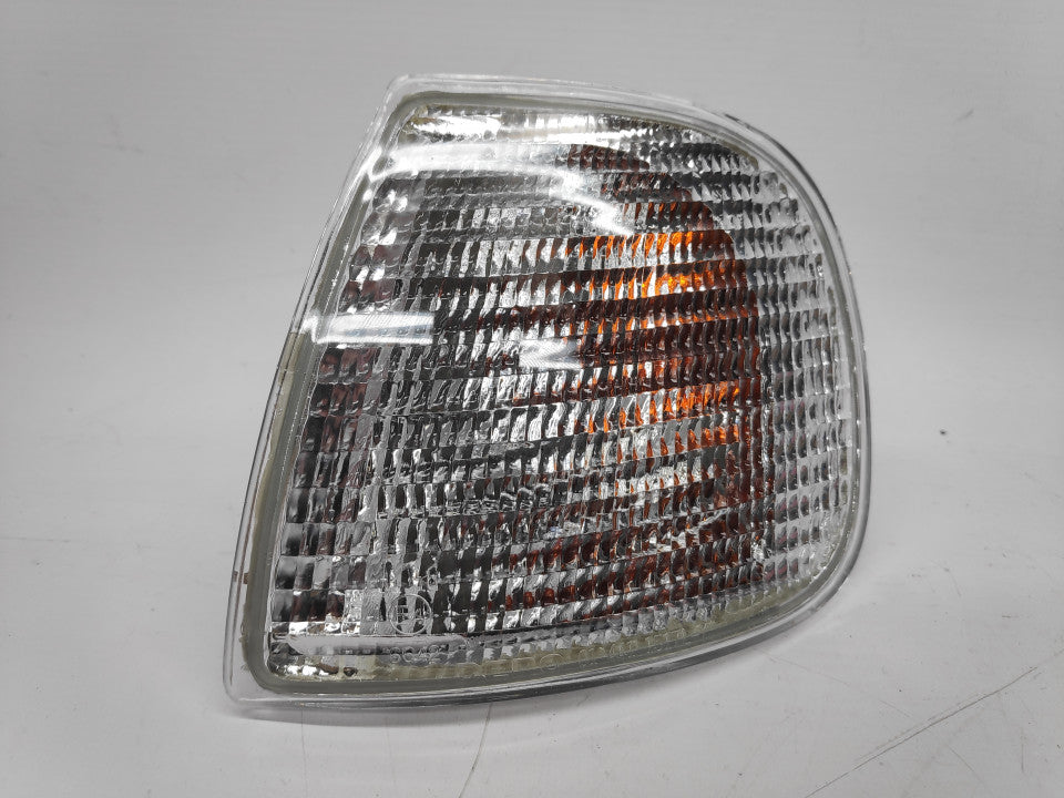 Pisca Esquerdo Seat Ibiza / Cordoba I e VW Caddy / Polo III 95-99