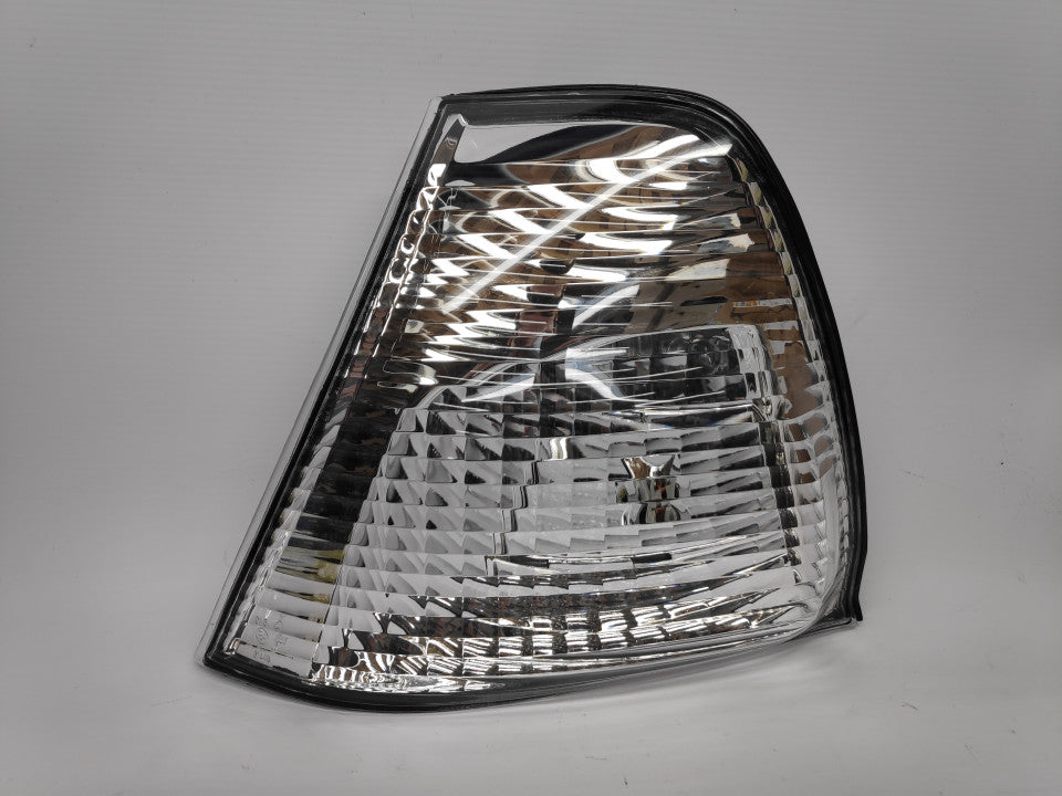 Pisca Esquerdo Toyota Hiace 08-13