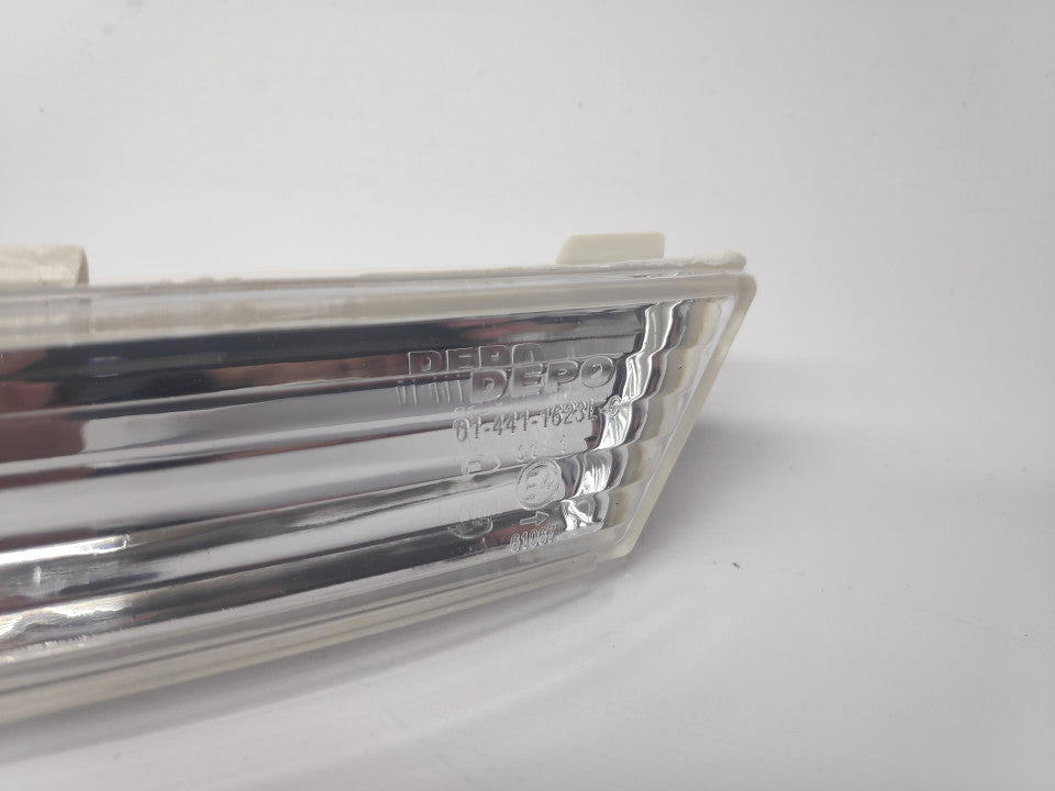 Pisca Frente Esquerdo Vw Passat 05-10