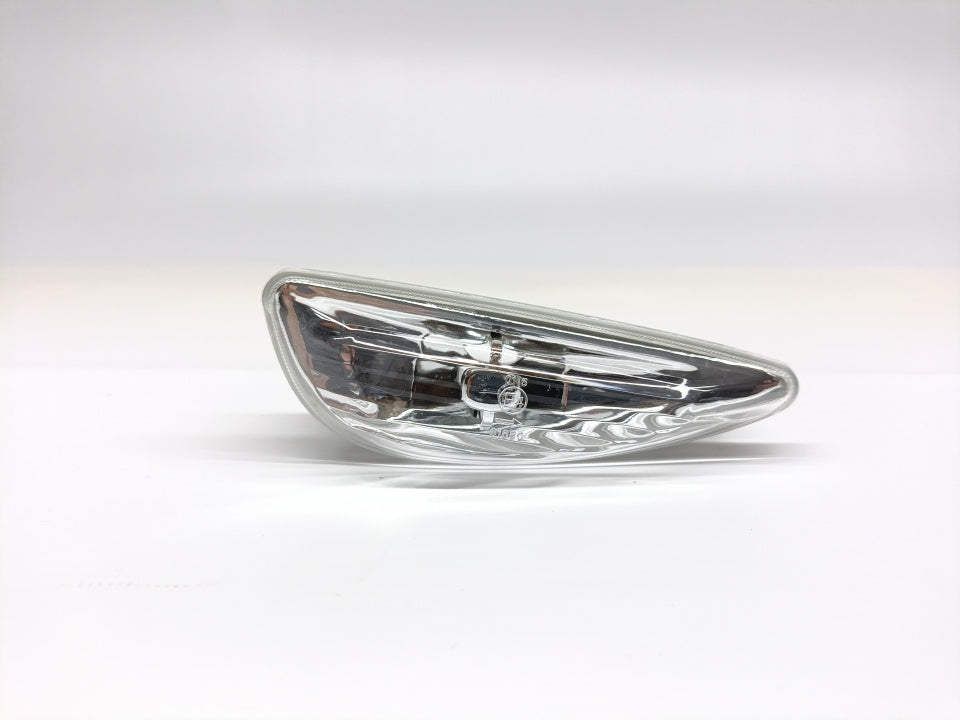 Pisca Guarda-Lamas Direito Hyundai I20 09-12