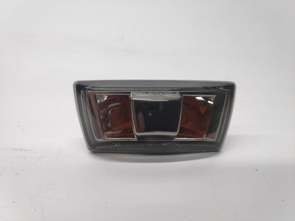 Pisca Guarda-Lamas Direito Opel Astra H 04-07 Fumado