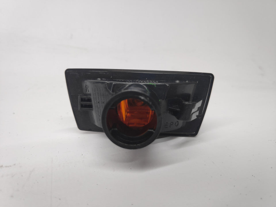 Pisca Guarda-Lamas Direito Opel Astra H 04-07 Fumado