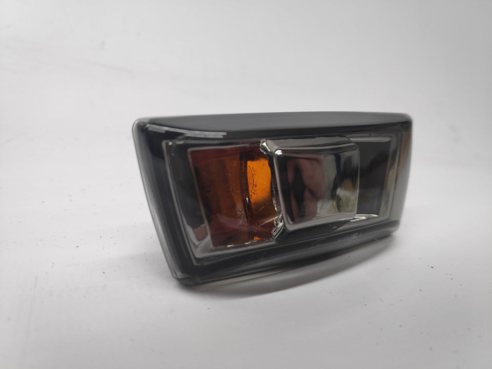 Pisca Guarda-Lamas Direito Opel Astra H 04-07 Fumado