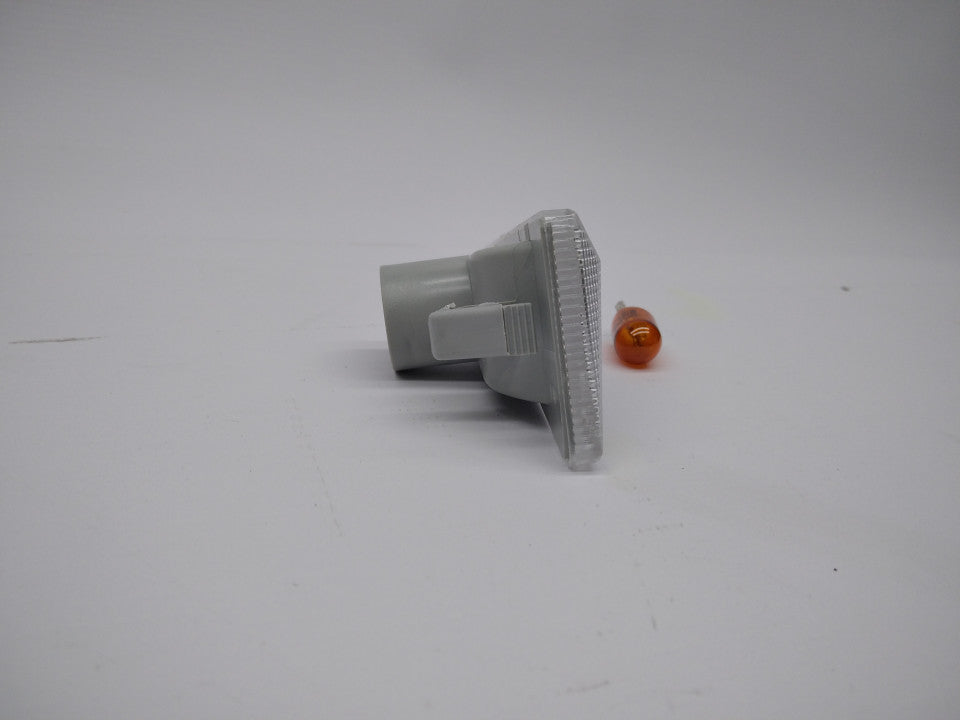 Pisca Guarda-Lamas Direito Renault 01-12