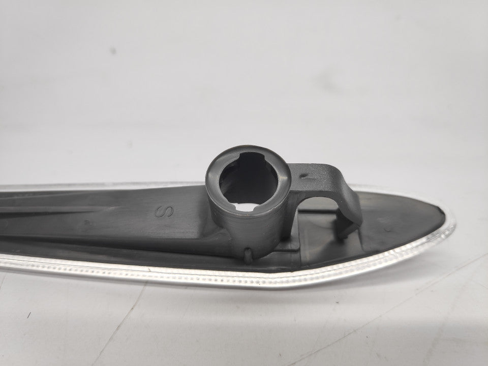 Pisca Guarda-Lamas Esquerdo Alfa Romeo 159 / Brera 051-1