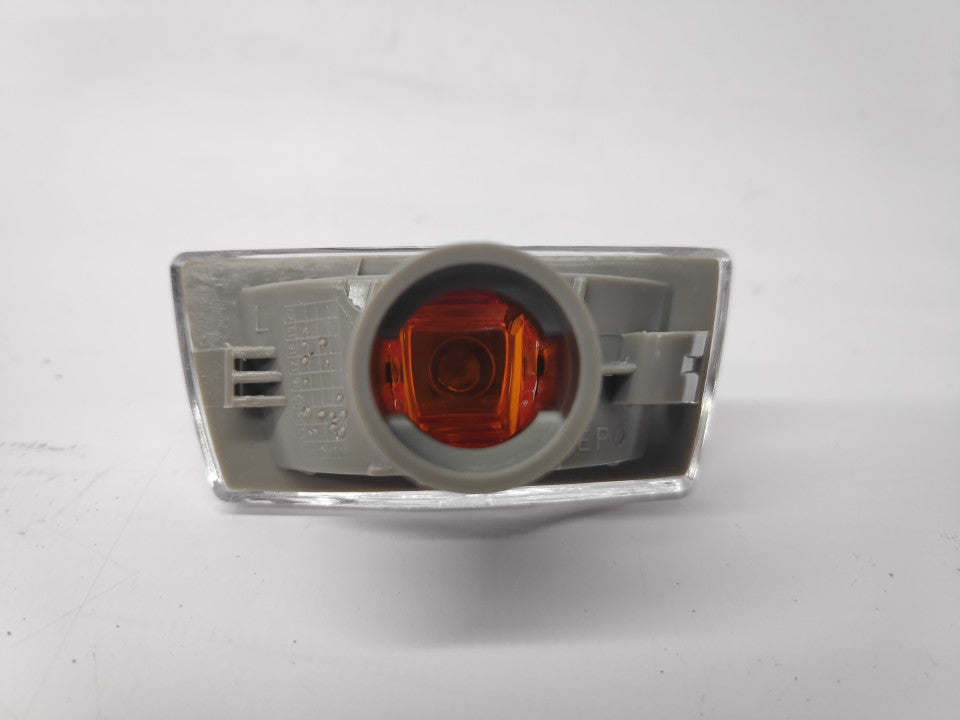 Pisca Guarda-Lamas Esquerdo Opel Astra H 04-07