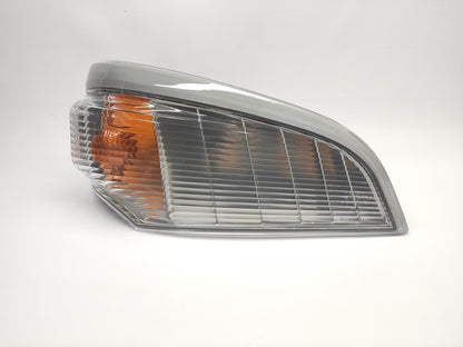 Pisca Mitsubishi Canter Fuso 05-10 Direito