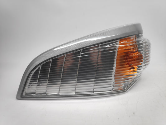 Pisca Mitsubishi Canter Fuso 05-10 Esquerdo