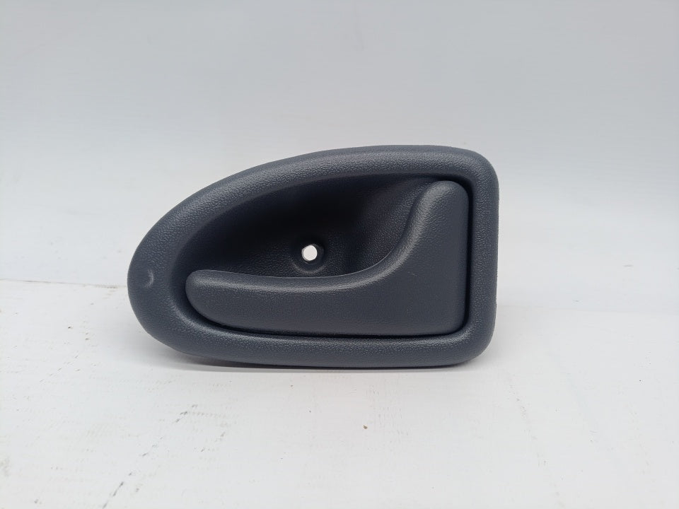 Puxador Interior Direito Cinza Renault Clio Megane Master Iveco Daily Dacia Logan