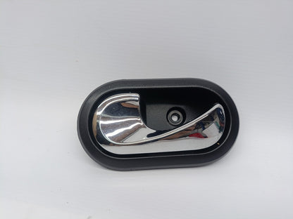 Puxador interior Esquerdo Cromado Dacia Duster Sandero Lodgy Dokker 08-21