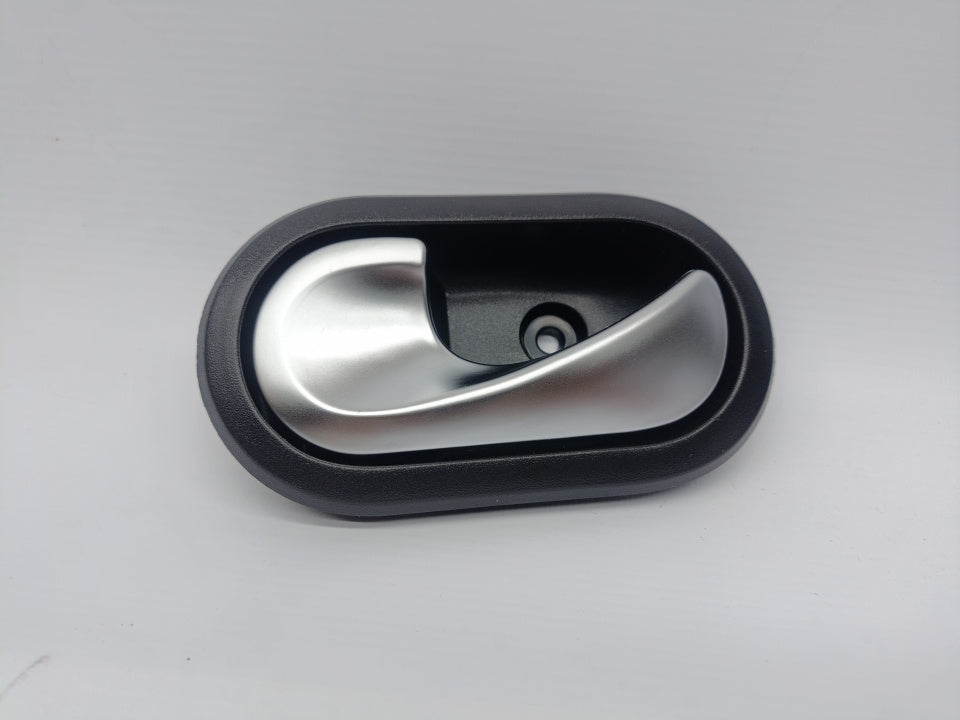 Puxador interior Esquerdo Cromado Dacia Duster Sandero Lodgy Dokker 08-21