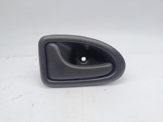 Puxador Interior Esquerdo Renault Clio Megane Master Iveco Daily Dacia Logan