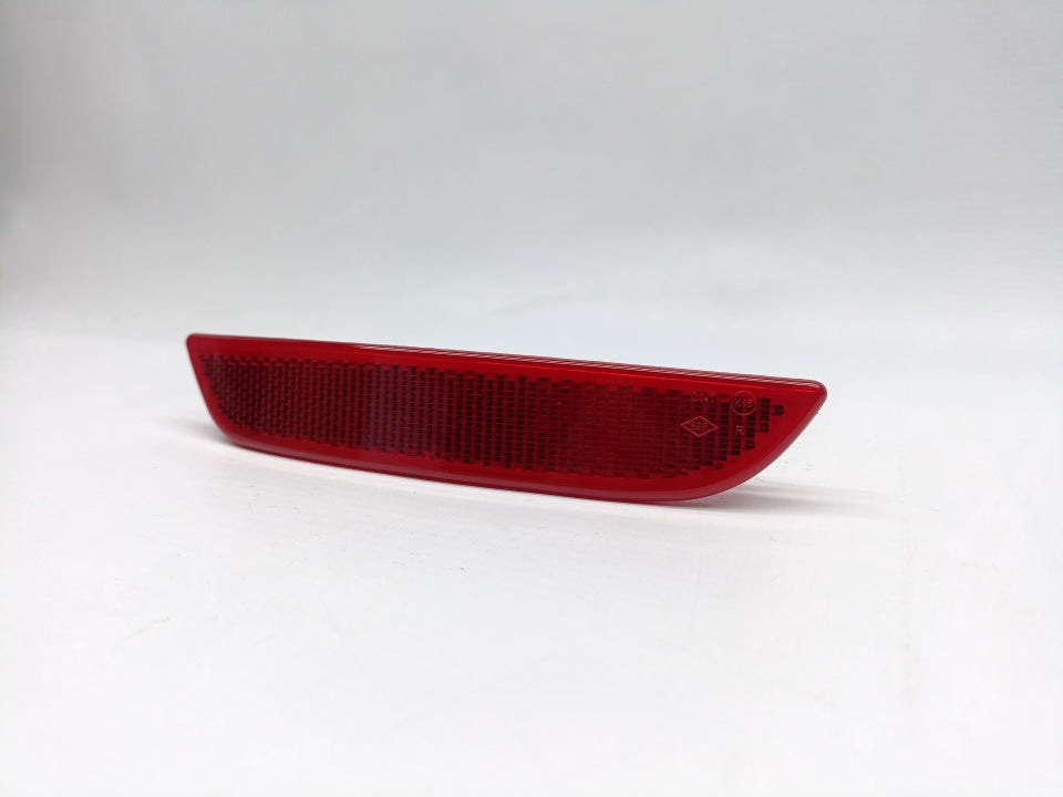 Refletor Direito Renault Clio IV 13-19 HB (Esq SW)