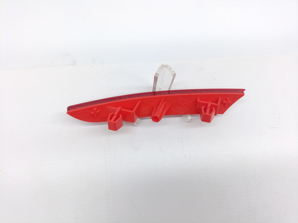 Refletor Direito Renault Clio V 19-25