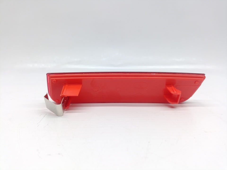 Refletor Para-Choques Esquerdo Dacia Duster 10-17
