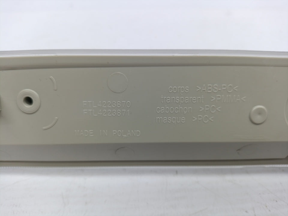 Terceira Luz de Stop Renault Laguna III 07-11